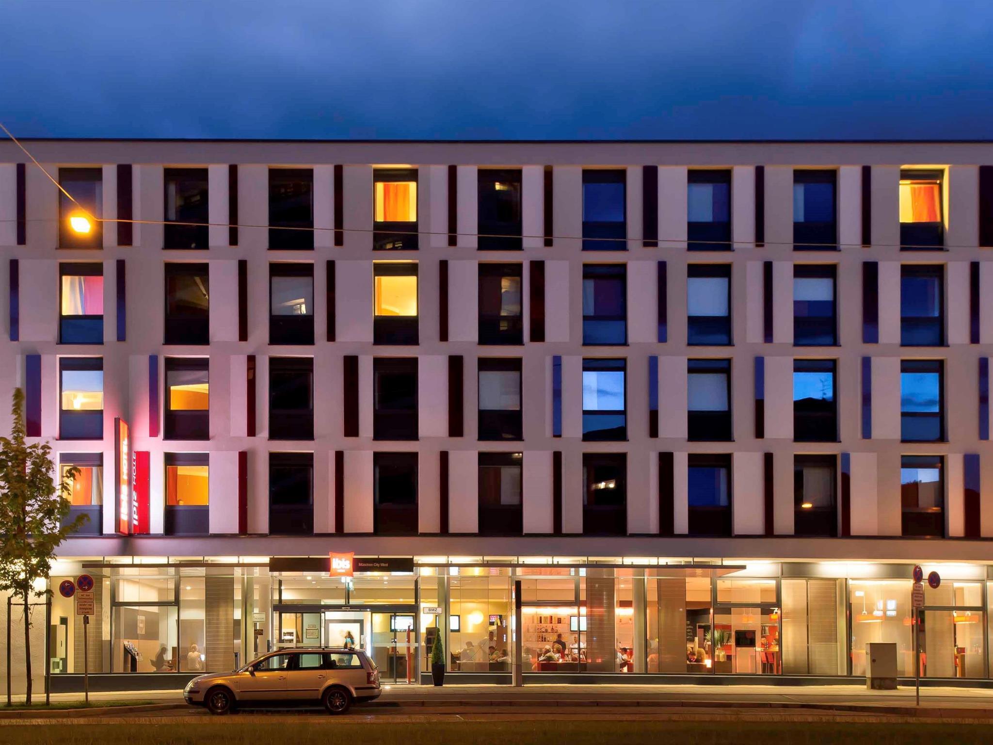 Ibis Hotel Muenchen City West Munich Exterior photo